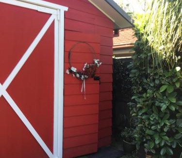 Berry Apartment | The Red Barn right in the heart of historic Berry