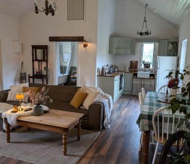 Glenties House | The Red Bridge Cottage