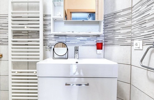 Sud-Ovest Apartment | The Red House - Verona Holiday & Business