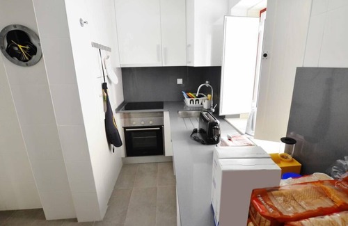 Alfama Apartment | The Red Jedi