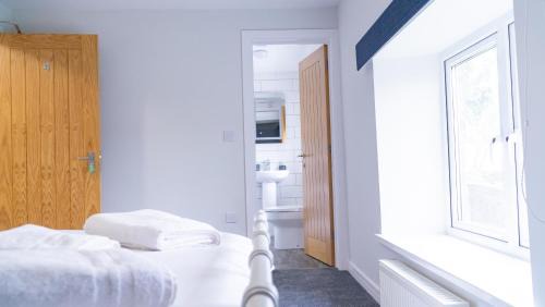 Llangynidr Bed & Breakfast | The Red Lion Llangynidr
