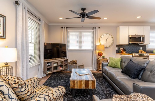 St. Elmo Improvement League House | The Redbud - A PMI Scenic City Vacation Rental