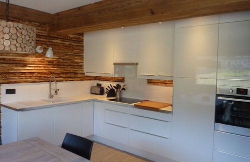 Crest-Voland Apartment | The Refuge de l'Eterlou in the center of the village, 100m from the slopes!