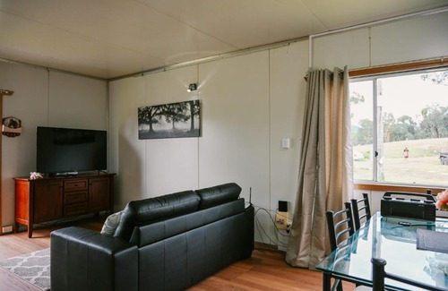 Windeyer House | The Retreat - A Windeyer Outback Experience