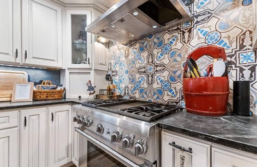 Willow Spring House | The Retreat-Hot Tub-Theater-Bar-6000sqft