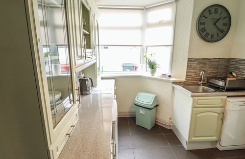 Mablethorpe and Sutton House | THE RETREAT, pet friendly, character holiday cottage in Mablethorpe