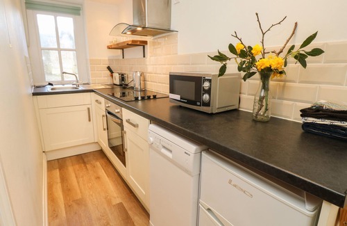 Godshill Cottage | THE RETREAT, pet friendly in Wroxall