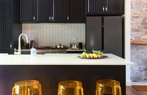 Daylesford House | The Revival Barn Summ