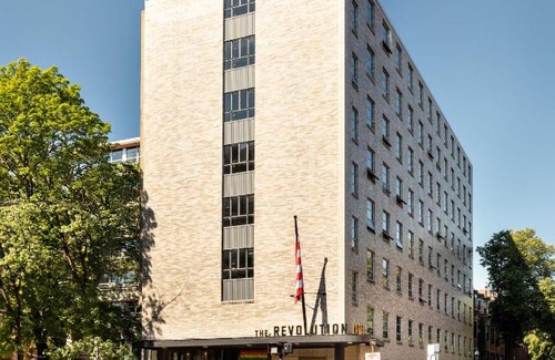 Columbus Hotel | The Revolution Hotel