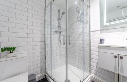 North Richmond Apartment | The Richmond Apartment