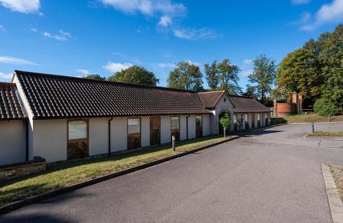 Waltham Cross Hotel | The Ridings at Theobalds Park