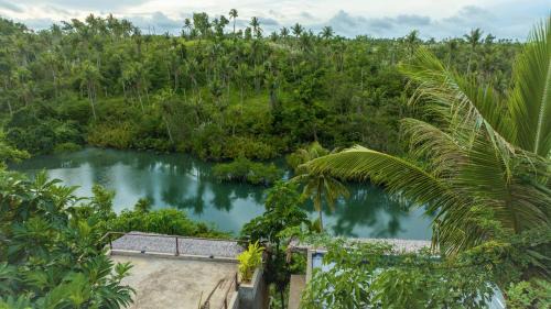 Catangnan Villa | The River Hideaway