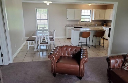 Blytheville House | The Riverbend House, 3 bedroom, 2 bath home !