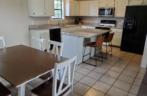 Blytheville House | The Riverbend House, 3 bedroom, 2 bath home !
