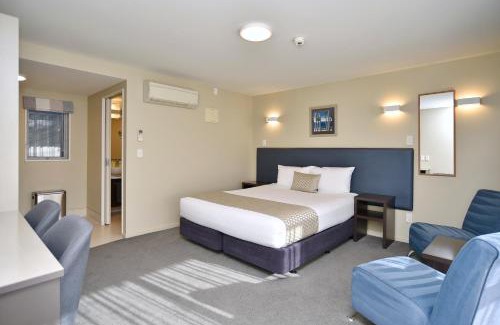 Rangiora Hotel | The Riverstone