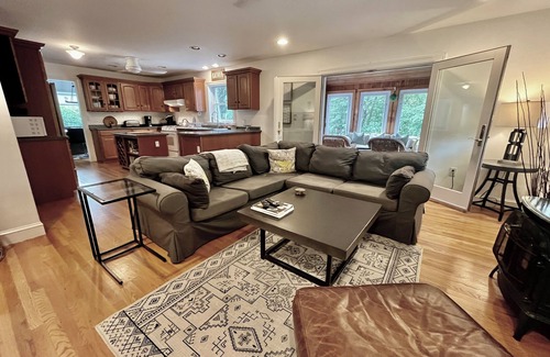 Rockport House | The Rockport Retreat-walk to beaches and downtown