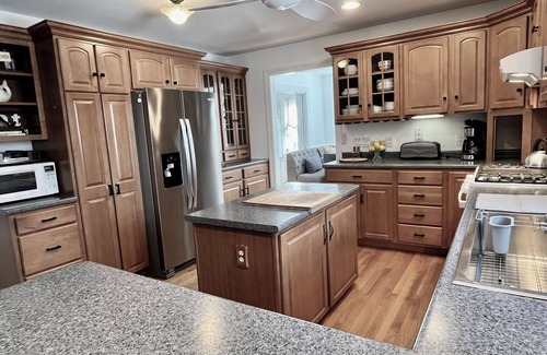 Rockport House | The Rockport Retreat-walk to beaches and downtown