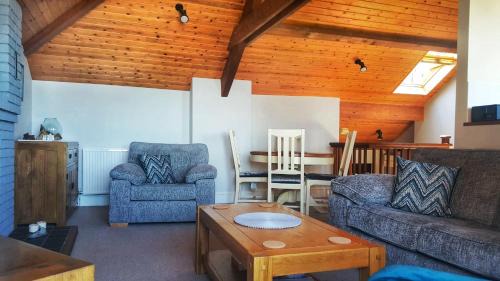 Westleigh House | The Rocks