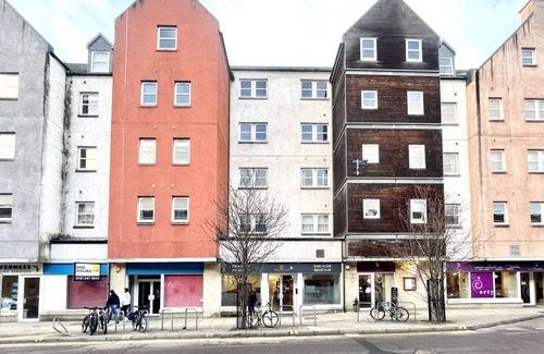 Inverness City Centre Apartment | The Rooftops Reservation