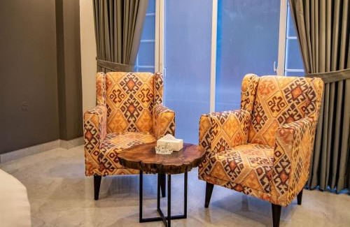 Murree Hotel | The Roomy Lodge, Murree