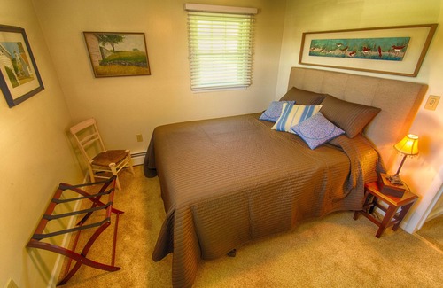 Sabillasville House | The Roosevelt House (or for retreats book the whole Caboose Farm compound)