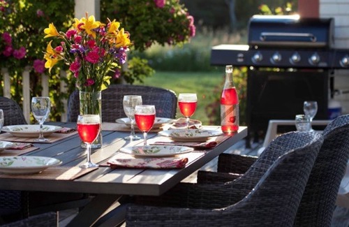 Lower Rose Bay House | The Rose Bay Homestead