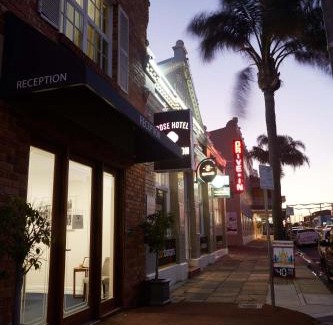 Bunbury Hotel | The Rose Hotel & Motel