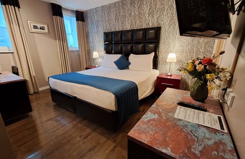 Castle Quarter Hotel | The Royal Hotel Cardiff