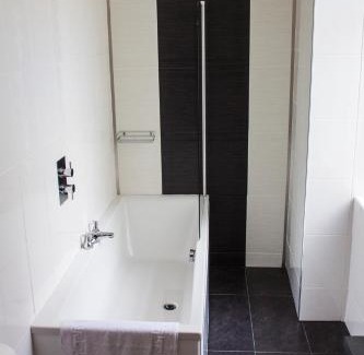 Waterloo Hotel | The Royal Hotel