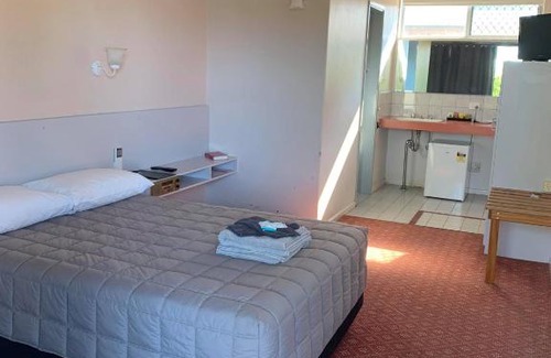 Casino Hotel | The Royal Motel