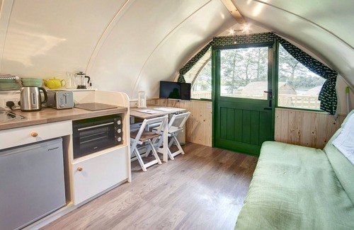 Langley-on-Tyne Ski Chalet | The Rushy Lot