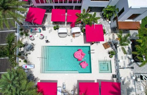 St. Pete Beach Hotel | The Saint Hotel