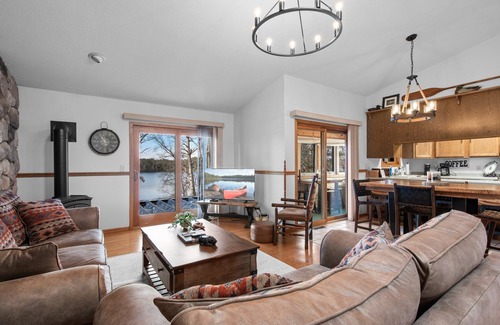 Cameron Cabin | The Sanctuary on the Chetek/Prairie Lake Chain