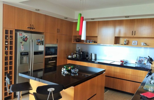 Sanctuary Lakes House | The Sanctuary, perfect for families and long staying expats and professionals