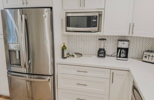 Delray Beach House | The Sandollar Shores Villa Saltwater Pool Splash & Play 3 Bedroom