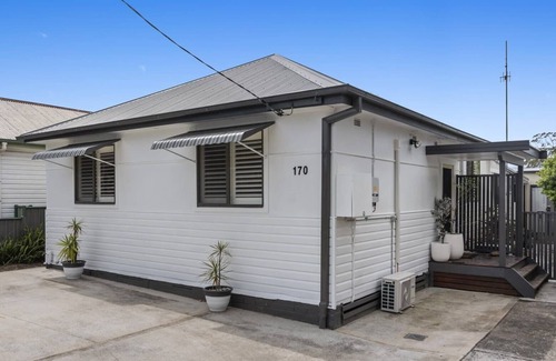 Ettalong Beach House | The Sands Suite Summa