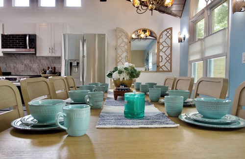 Glen Burnie House | The Santi Paradise