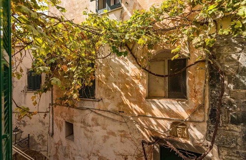 Vernazza House | The Scent of Must TerreMarine