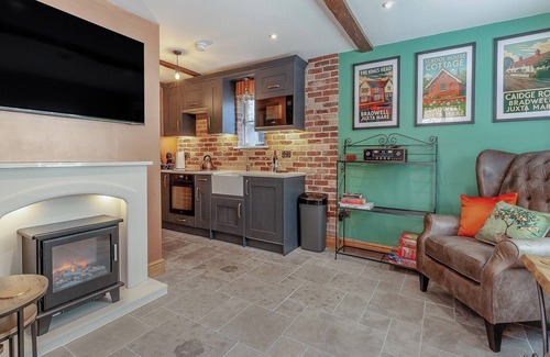 Bradwell-on-Sea Cottage | The School House Cottage