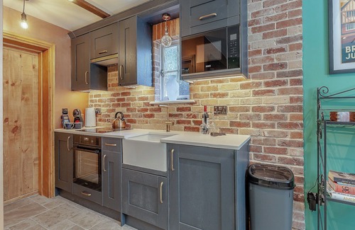Bradwell-on-Sea Cottage | The School House Cottage