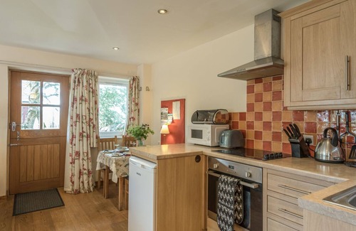 Bishops Castle Cottage | The Schoolhouse Bakehouse