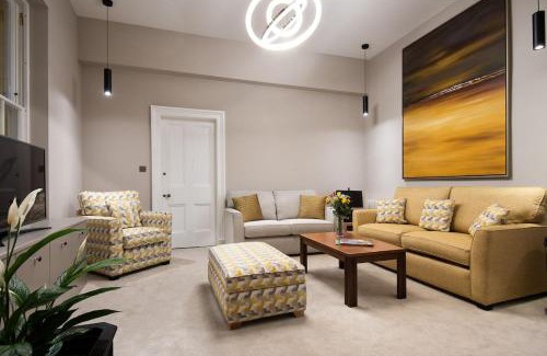 Kelso House | The Scott Apartment