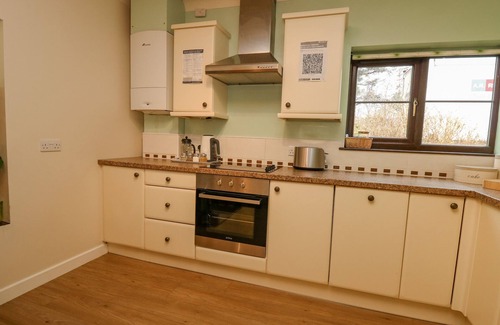 Llanwrthwl Cottage | THE SEARLE, pet friendly, character holiday cottage in Rhayader
