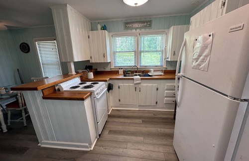 Sealevel Cottage | The Seashell Cottage on The NC Southern Outer Banks