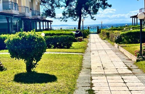 Nikita House | The SeaSide Villas