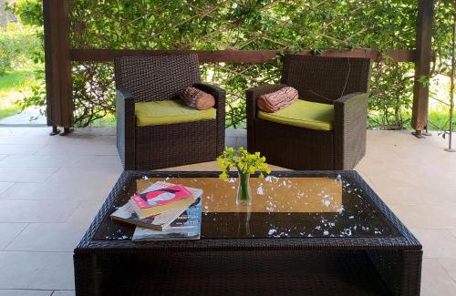 Nikita House | The SeaSide Villas
