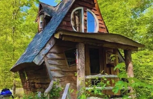 Town of Colchester Ski Chalet | The Secret Chalet
