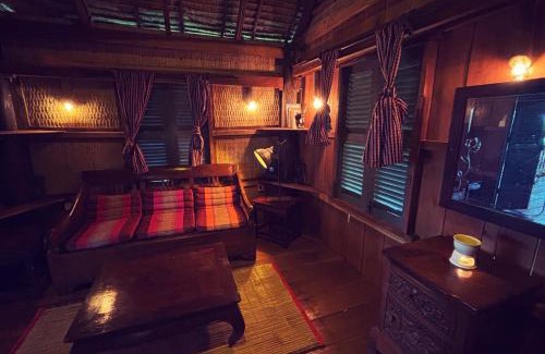 Pong Teuk Commune Bed & Breakfast | The Secret Garden Retreat