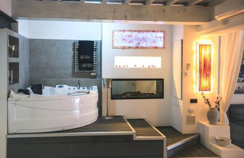 Ranzanico Apartment | THE SECRET SUITE - SUPERIOR "Lago di Endine"