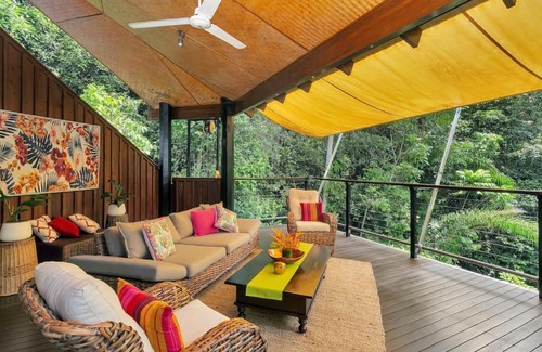 Earlville Other | The Secret Treehouse